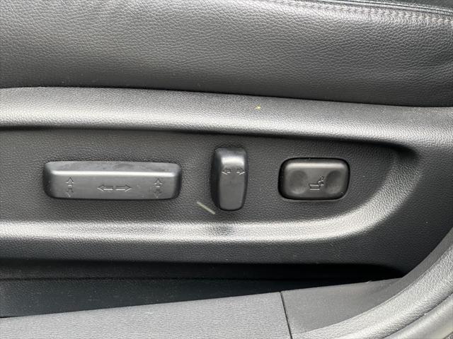 Photo of 2017 Crystal Black Pearl Honda Accord