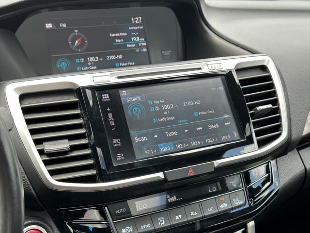 Photo of 2017 Crystal Black Pearl Honda Accord