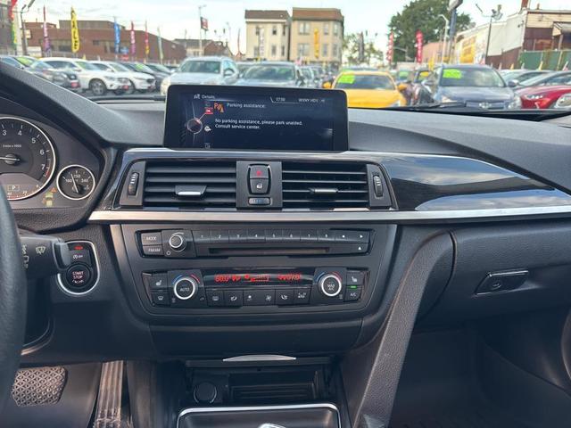 Photo of 2015 Mineral White Metallic BMW 335