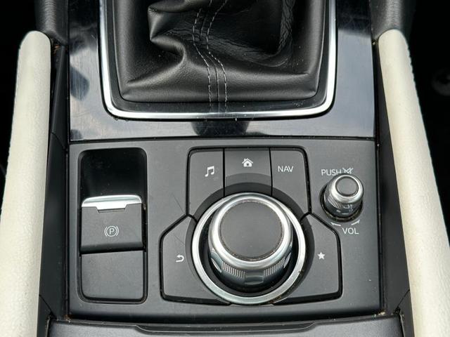 Photo of 2017 Jet Black Mica Mazda Mazda3