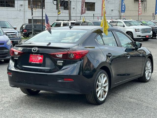 Photo of 2017 Jet Black Mica Mazda Mazda3
