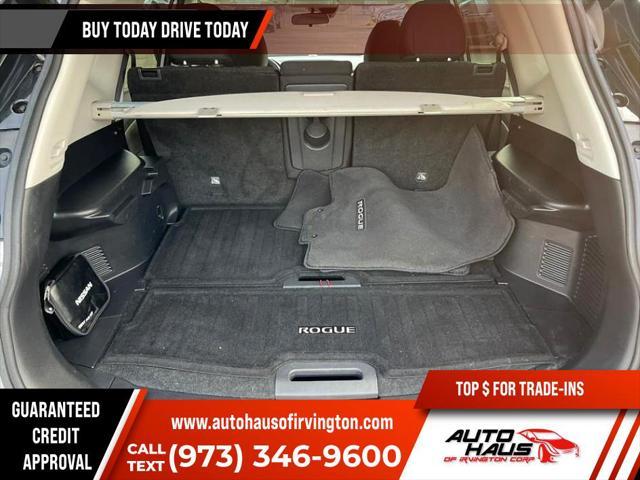 Photo of 2019 Brilliant Silver Metallic Nissan Rogue