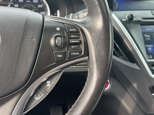 Photo of 2017 Crystal Black Pearl Acura MDX