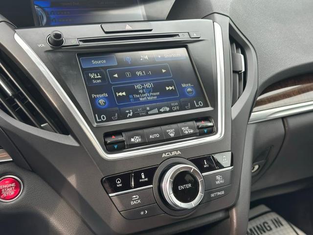 Photo of 2017 Crystal Black Pearl Acura MDX