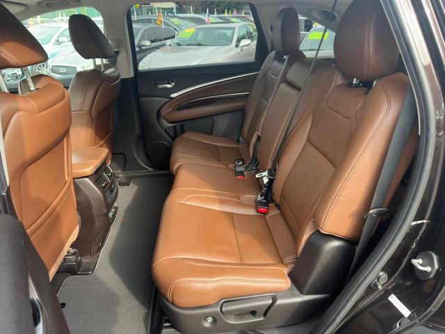 Photo of 2017 Crystal Black Pearl Acura MDX