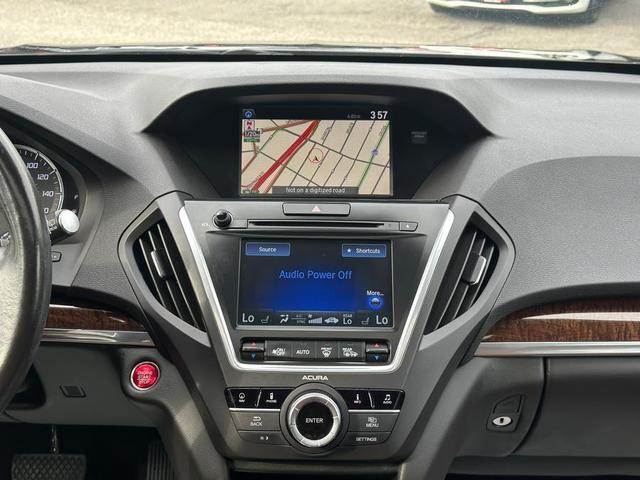 Photo of 2017 Crystal Black Pearl Acura MDX