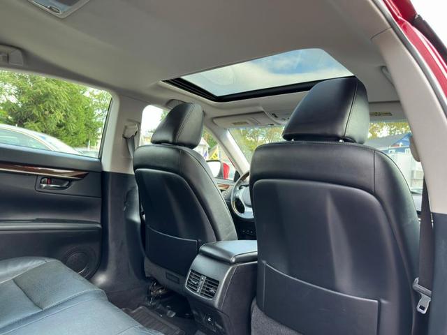 Photo of 2013 Matador Red Mica Lexus ES 350