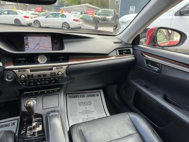 Photo of 2013 Matador Red Mica Lexus ES 350
