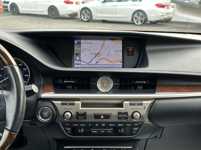 Photo of 2013 Matador Red Mica Lexus ES 350