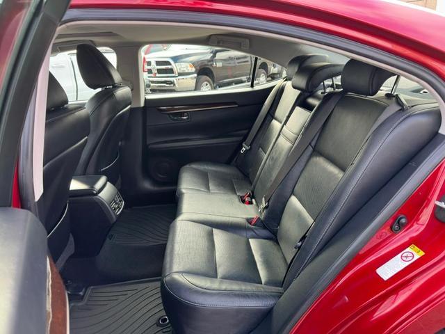 Photo of 2013 Matador Red Mica Lexus ES 350