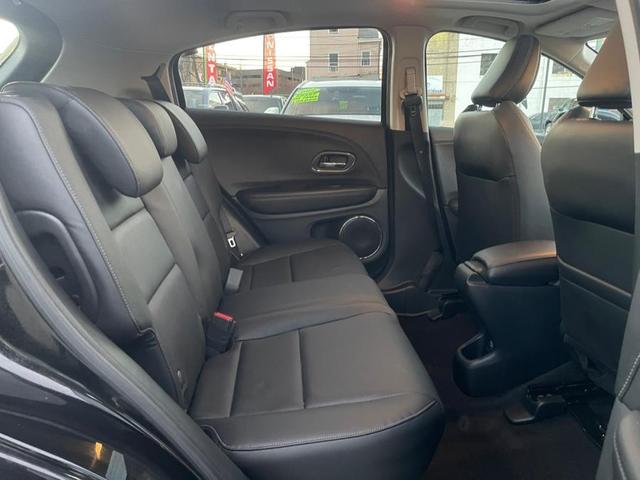 Photo of 2021 Crystal Black Pearl Honda HR-V