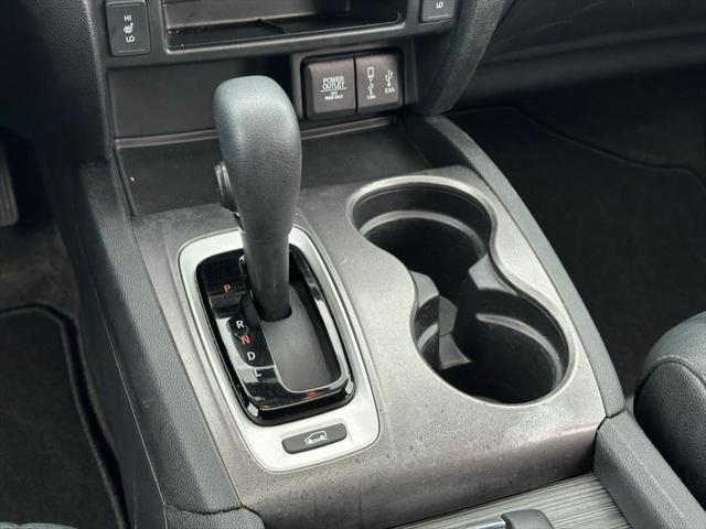 Photo of 2017 Modern Steel Metallic Honda Pilot