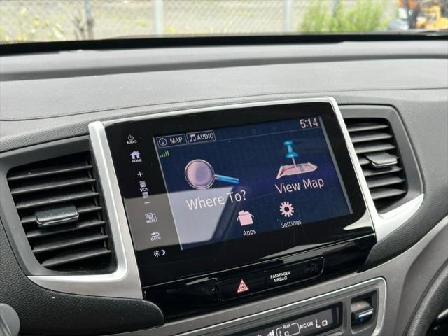 Photo of 2017 Modern Steel Metallic Honda Pilot