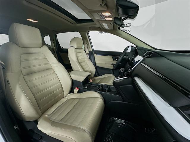 Photo of 2019 Platinum White Pearl Honda CR-V