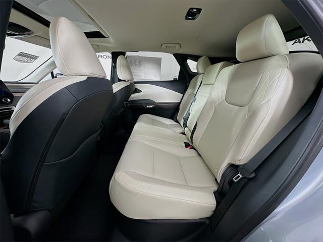 Photo of 2024 Iridium Lexus RX 350