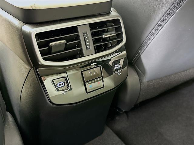 Photo of 2024 Iridium Lexus RX 350