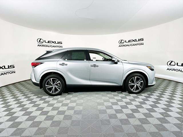 Photo of 2024 Iridium Lexus RX 350