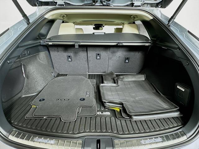 Photo of 2024 Iridium Lexus RX 350