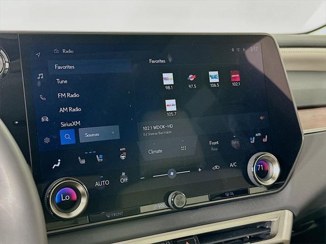 Photo of 2024 Iridium Lexus RX 350