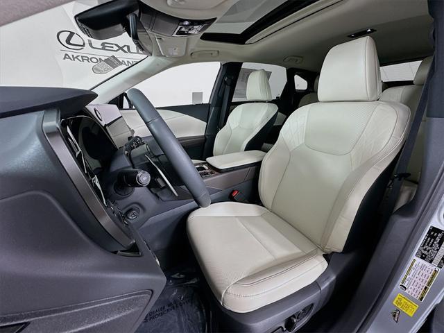 Photo of 2024 Iridium Lexus RX 350