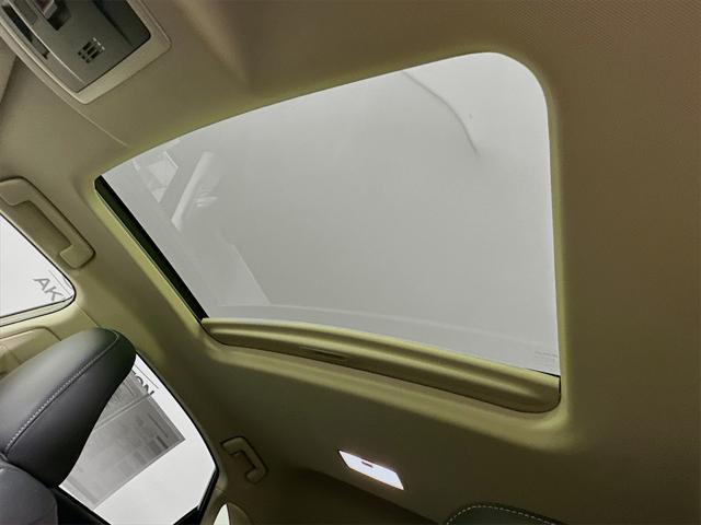Photo of 2020 Eminent White Pearl Lexus NX 300h