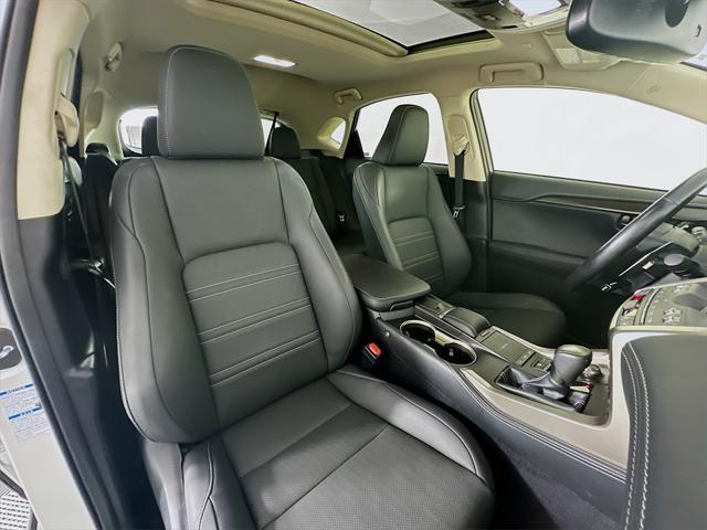 Photo of 2020 Eminent White Pearl Lexus NX 300h