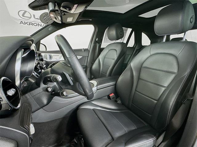 Photo of 2019 Black Mercedes-Benz GLC 300