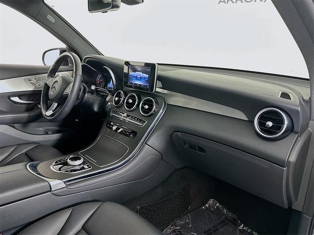 Photo of 2019 Black Mercedes-Benz GLC 300
