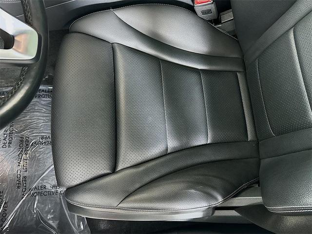 Photo of 2019 Black Mercedes-Benz GLC 300