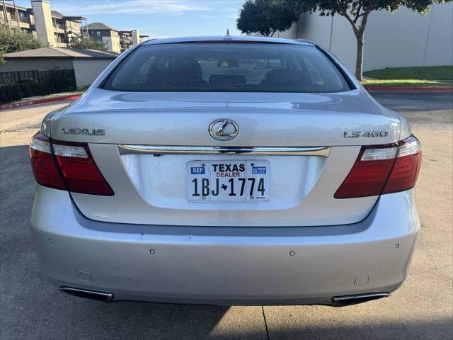 Photo of 2008 Mercury Metallic Lexus LS 460
