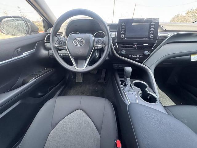 Photo of 2024 Midnight Black Metallic Toyota Camry