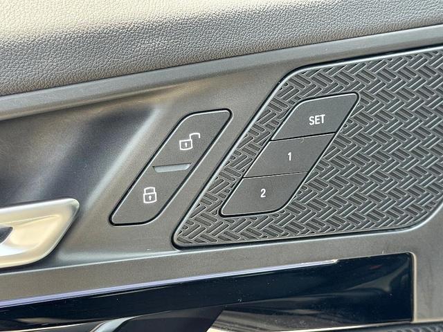 Photo of 2023 White BMW X1