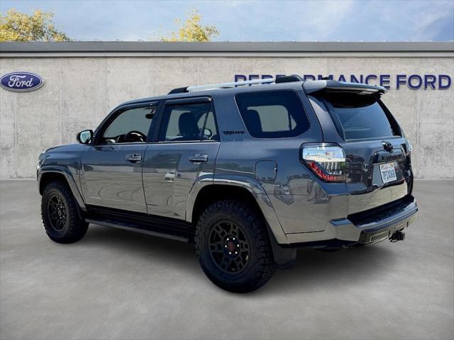 Photo of 2016 Magnetic Gray Metallic Toyota 4Runner