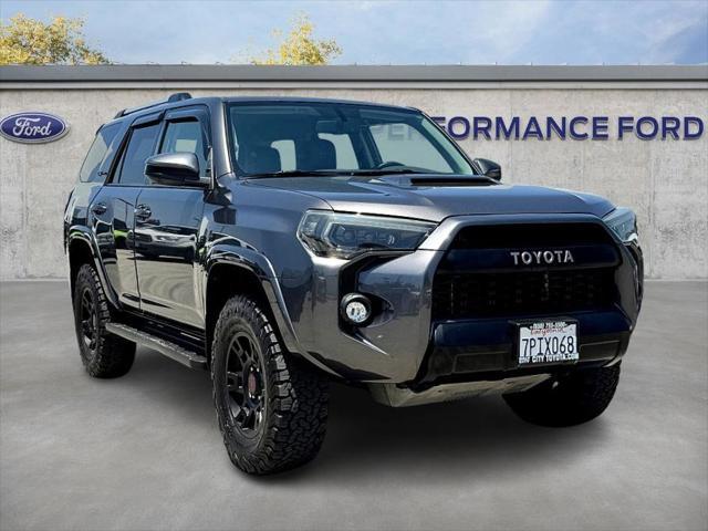 Photo of 2016 Magnetic Gray Metallic Toyota 4Runner