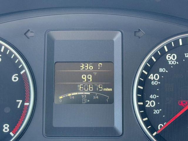 Photo of 2013 Black Uni Volkswagen Jetta