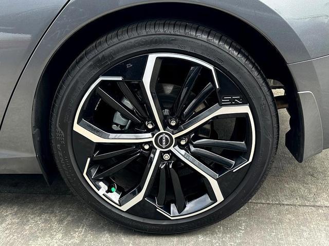 Photo of 2024 Gun Metallic Nissan Altima