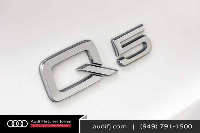 Photo of 2022 Ibis White Audi Q5