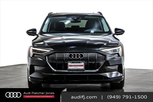 Photo of 2022 Mythos Black Metallic Audi e-tron