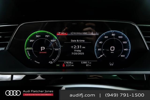 Photo of 2022 Mythos Black Metallic Audi e-tron