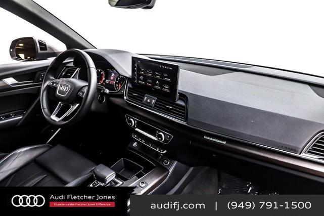 Photo of 2023 Chronos Gray Metallic Audi Q5