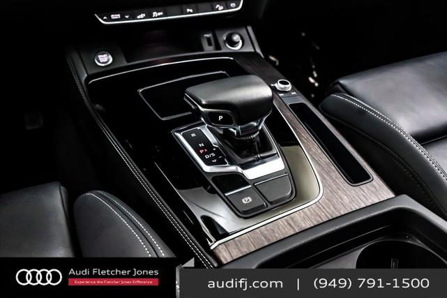 Photo of 2024 Chronos Gray Metallic Audi Q5