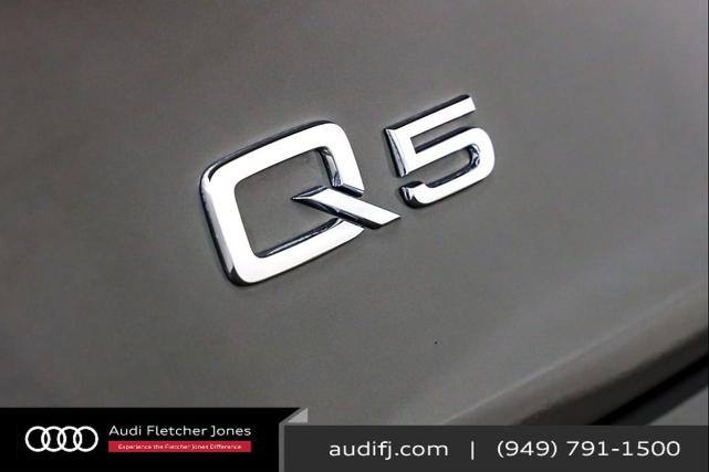 Photo of 2024 Chronos Gray Metallic Audi Q5
