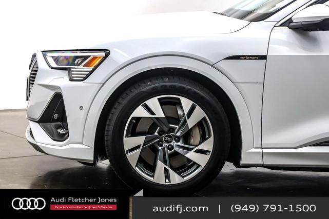 Photo of 2022 Glacier White Metallic Audi e-tron Sportback