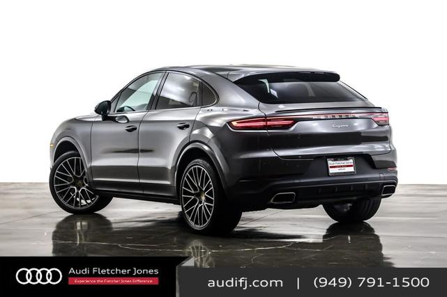 Photo of 2022 Quartzite Grey Metallic Porsche Cayenne