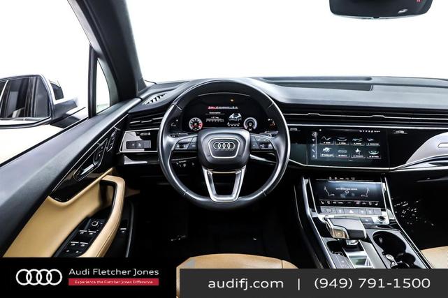 Photo of 2021 Glacier White Metallic Audi Q7