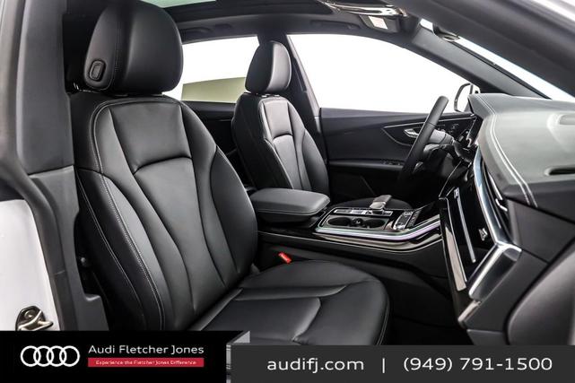 Photo of 2025 Glacier White Metallic Audi Q8