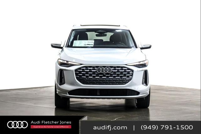 Photo of 2025 Glacier White Metallic Audi Q5