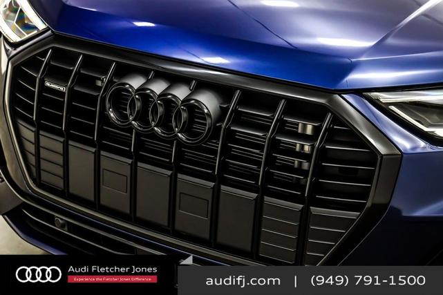Photo of 2025 Navarra Blue Metallic Audi Q3