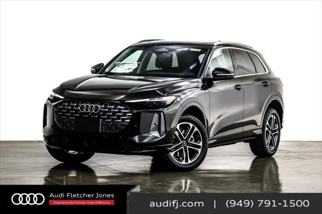 Photo of 2025 Mythos Black Metallic Audi Q5
