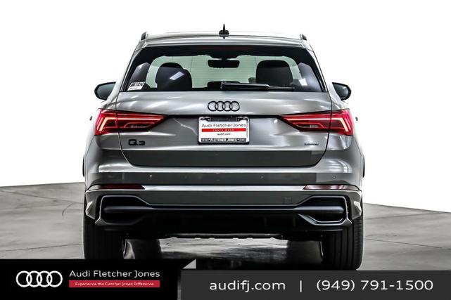 Photo of 2025 Chronos Gray Metallic Audi Q3